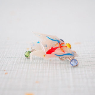 彩うつし-金魚- 鶴の和風イヤーカフ